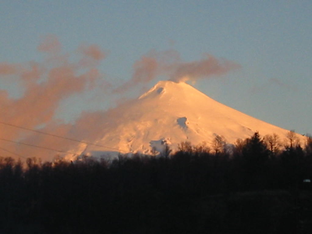 020629 Pucon Vilarica Volcano, Chile